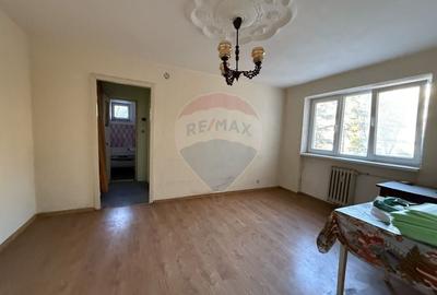 Apartament cu 2 camere decomandat în George Enescu