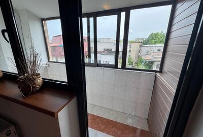 Apartament cu 4 camere decomandat în Cotroceni - 11