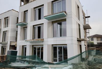 Apartament cu 4 camere decomandat în Europa - 7