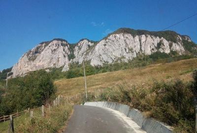 Spațiu comercial, în Vulcan - 1