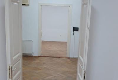 Casă cu 3 camere cu Teren 70 Mp în Exterior Vest - 6