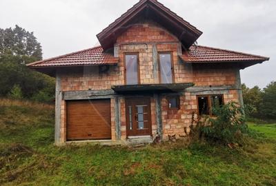 Casă cu 5 camere cu Teren 6400 Mp în Copalnic-Mănăștur - 3