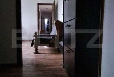 Apartament cu 4 camere semidecomandat în 1 Mai - 4