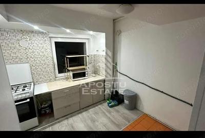 Apartament cu 2 camere decomandat în Lipovei