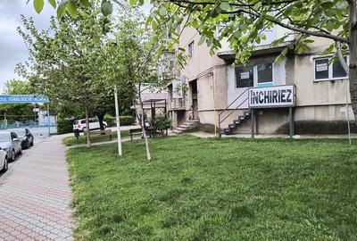 Spațiu comercial, de 55 mp, în Central - 3