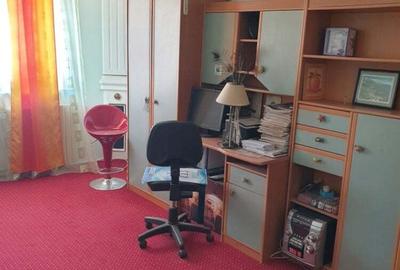 Apartament cu 3 camere decomandat în Steaua - 8