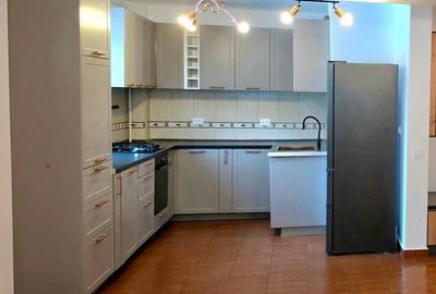Apartament cu 3 camere decomandat, mobilat în Băneasa - 2