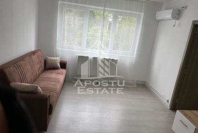 Apartament cu 2 camere semidecomandat, mobilat în Dâmbovița - 1