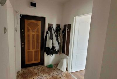 Apartament cu 3 camere decomandat în Central - 3