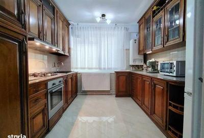 Apartament cu 3 camere decomandat în Central - 2