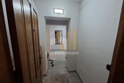 Apartament cu 4 camere decomandat, mobilat în Florilor - 2