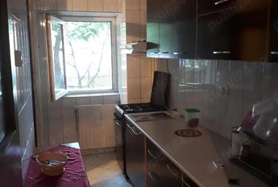 Garsonieră decomandată în Costin Georgian - 1