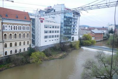 Apartament cu 4 camere în Central - 3