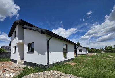 Casă cu 4 camere în Noua - 6