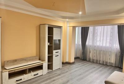 Apartament cu 3 camere decomandat în Central - 3