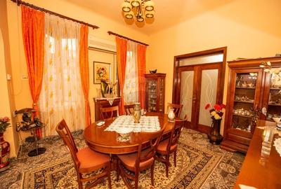 Casa / Vila cu piscina, 6 camere de vanzare in zona Central - 14