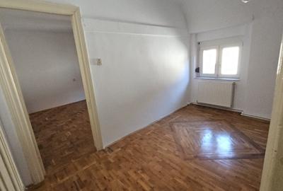 Proprietar, Capitale, Vila deosebita, 305mp utili - 6