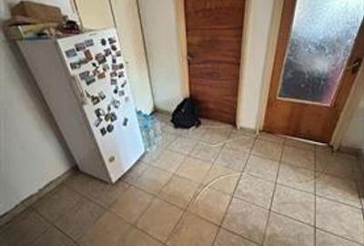 Apartament cu 4 camere semidecomandat în Tei - 2
