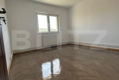 Apartament cu 2 camere decomandat în Gherla