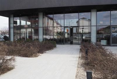 Spațiu comercial, de 4,150 mp, în Central - 1