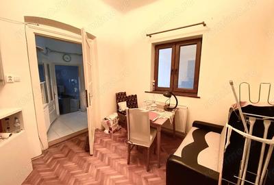 Comision 0 | Casa 2 Camere | Anexa o camera| Pivnita | 230mp | Balcescu - 13