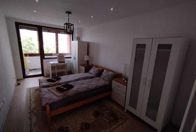 Apartament cu 3 camere semidecomandat în Central - 4