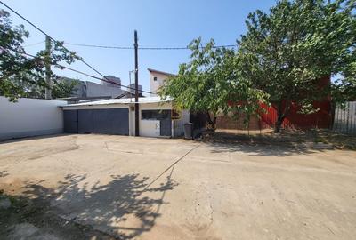 Spațiu comercial, de 100 mp, în Sud - 17