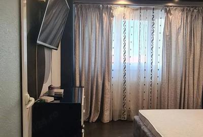 Apartament cu 2 camere decomandat în Micro 20 - 2