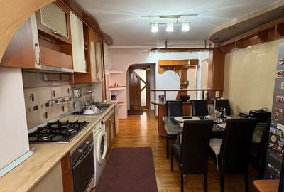 Apartament cu 3 camere decomandat în Ostroveni - 4
