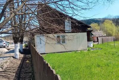 Casă individuală cu 3 camere cu Teren 258 Mp în Sucevița - 1