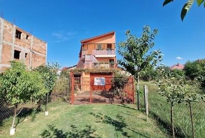 Fratelia-Casa P+E+M-garaj dublu- investitie