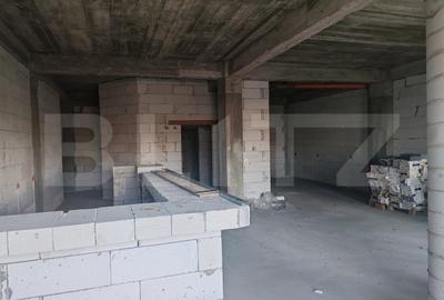 Spațiu comercial, de 110 mp, în Central - 6