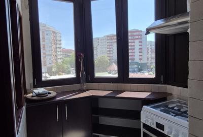 Apartament cu 3 camere decomandat în 1 Mai - 11
