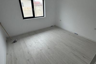 Casă individuală cu 4 camere cu Canalizare în Clinceni - 14