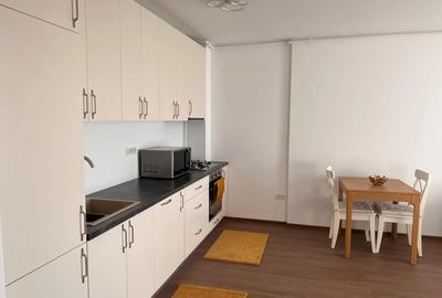 Apartament cu 2 camere decomandat în Soarelui