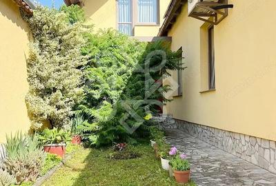 Casa de vanzare cu teren 523 mp in Sanmartin - 19