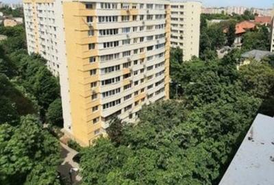 Apartament cu 3 camere semidecomandat în Teiul Doamnei - 1