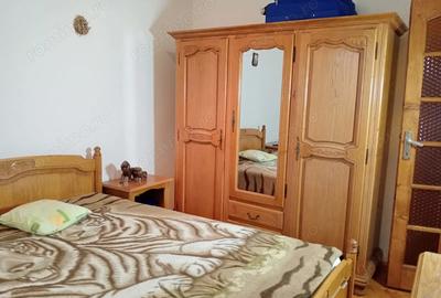 Vand apartament 3 camere zona Dacia etaj 3 centrala termica - 1