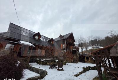 Casă cu 4 camere în Turia