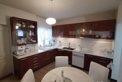 Casă cu 3 camere cu Teren 1400 Mp în Micro 6 - 14