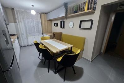 Apartament cu 2 camere decomandat în Girocului