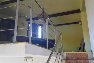 Casă cu 6 camere în Teliucu Inferior - 2