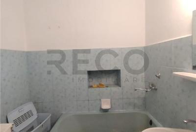 Casă cu 5 camere cu Teren 1550 Mp în Suplacu de Barcău - 10