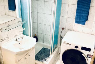 Apartament cu 3 camere decomandat în Central - 2