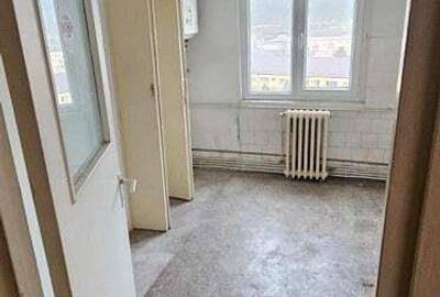 Vand apartament 3 cam cf 1 zona Govandari Vand apartament 3 cam cf 1 zona Govandari - 5