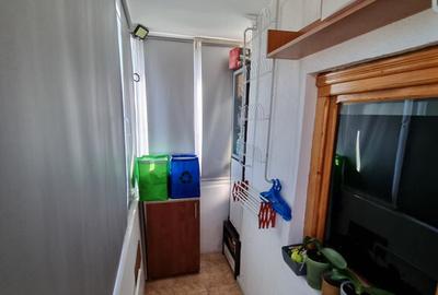 Apartament 2 cam decomandate, zona deosebita, utilat ?i mobilat, M-uri - 9