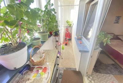 Apartament cu 3 camere decomandat în Rahova - 9
