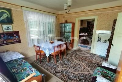 Casă cu 5 camere cu Canalizare în Fântânele - 14