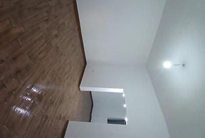 Apartament cu 3 camere decomandat în Central - 8