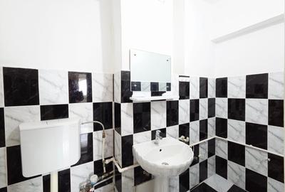 4 camere etaj intermediar 2 grupuri sanitare 90 mp - 8